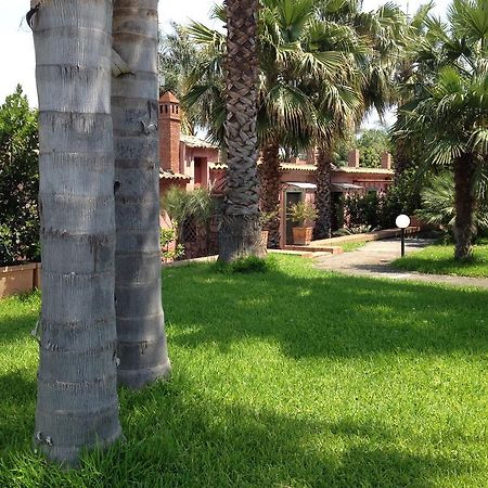 Villa Del Nespolo Fiumefreddo di Sicilia Exterior foto