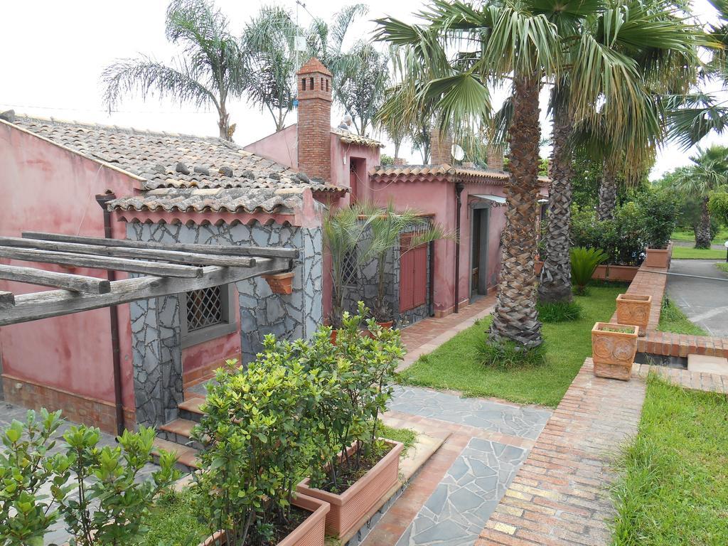 Villa Del Nespolo Fiumefreddo di Sicilia Quarto foto